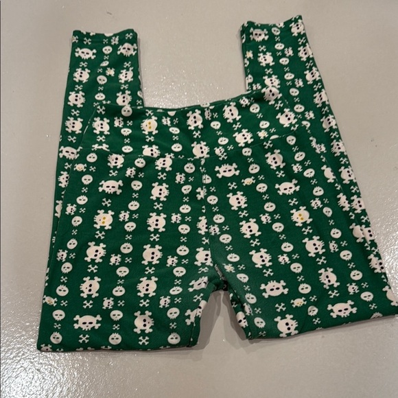 LuLaRoe Leggings lot of 3- Black, Green, Red themed bears skeletons one size - Picture 8 of 10